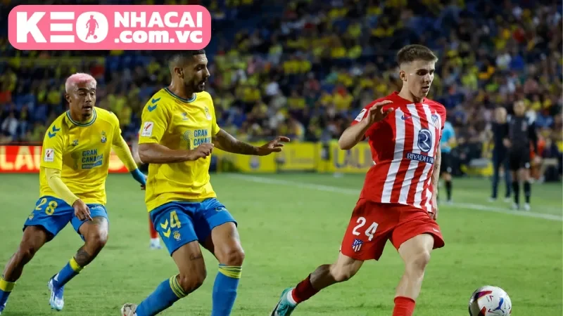Bài toán nhân sự cho cả hai chiến tuyến
